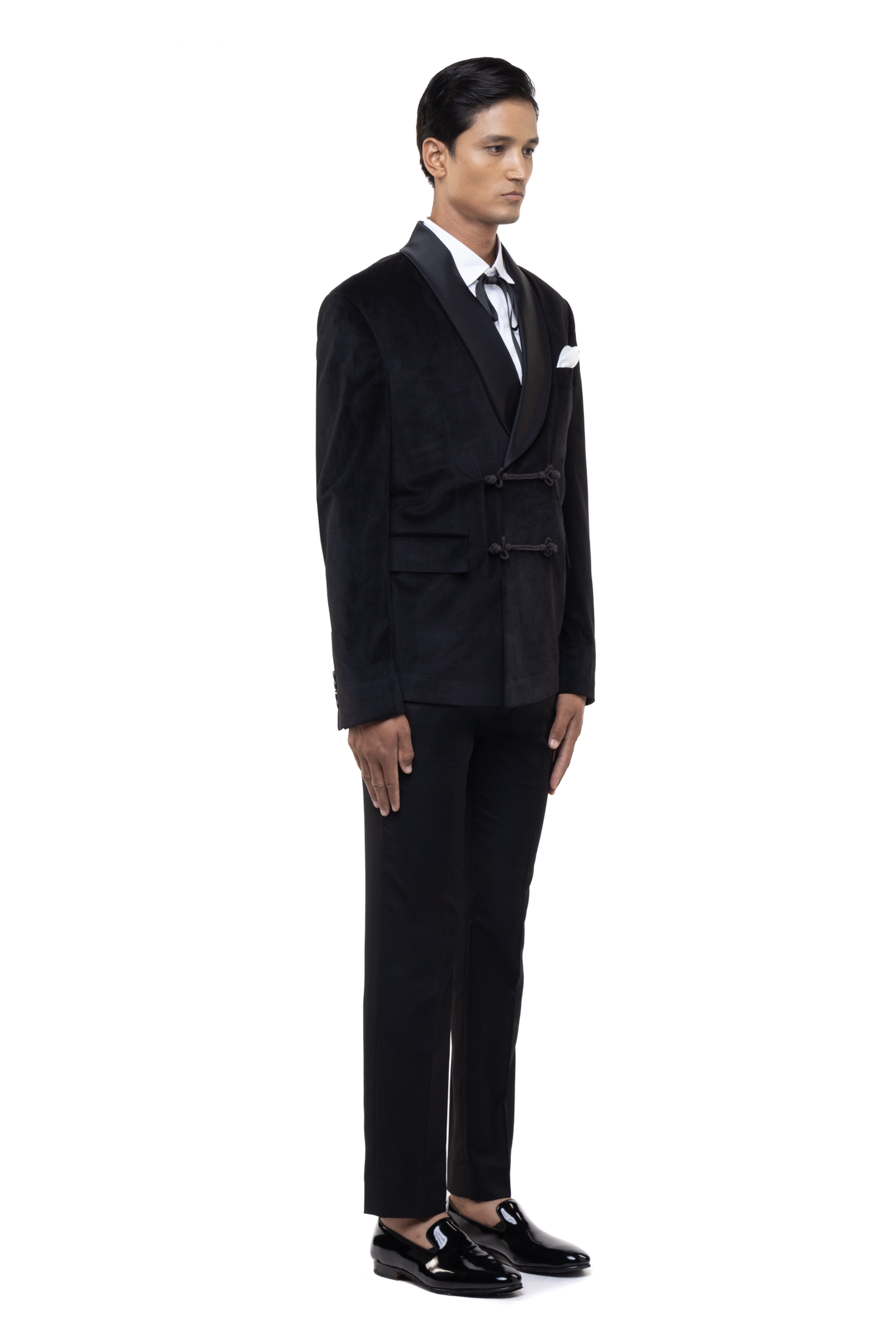 Black Velvet Shawl Lapel Double Breasted Knot Closure Tuxedo Set