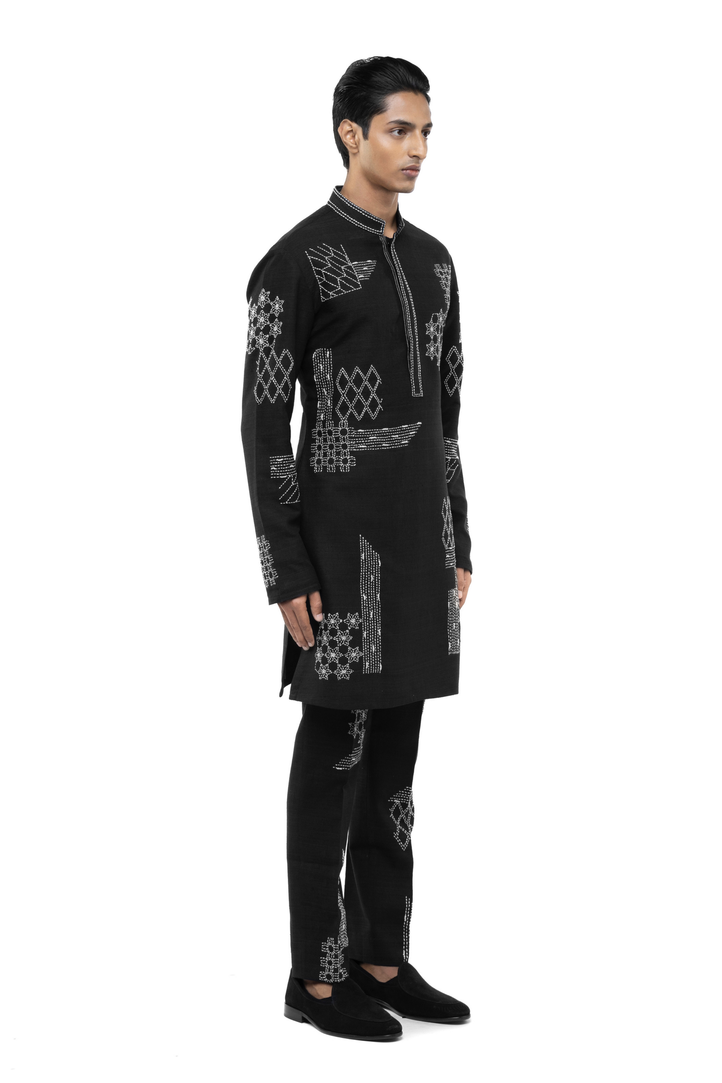 Black & White Linen Thread Embroidered Kurta Set