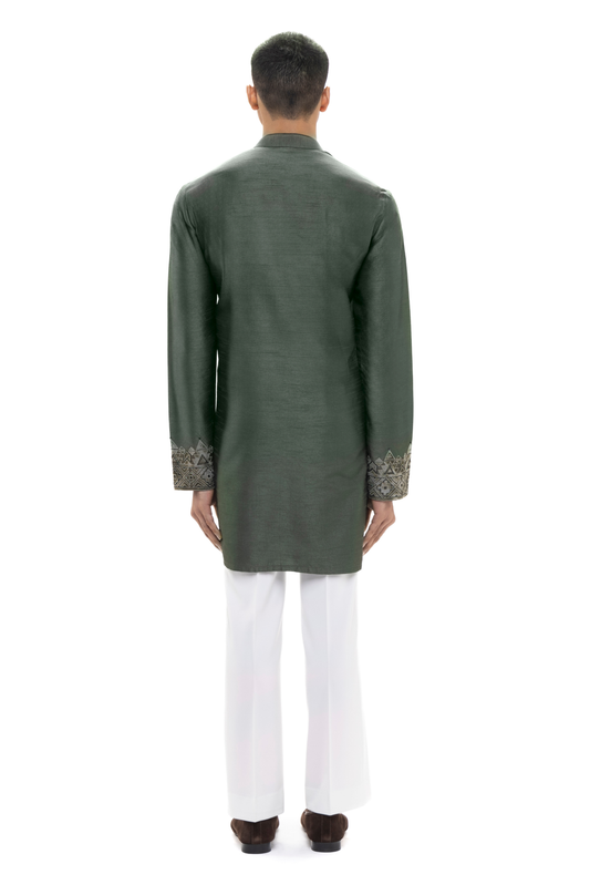 Green Contrast Applique Embroidered Kurta Set